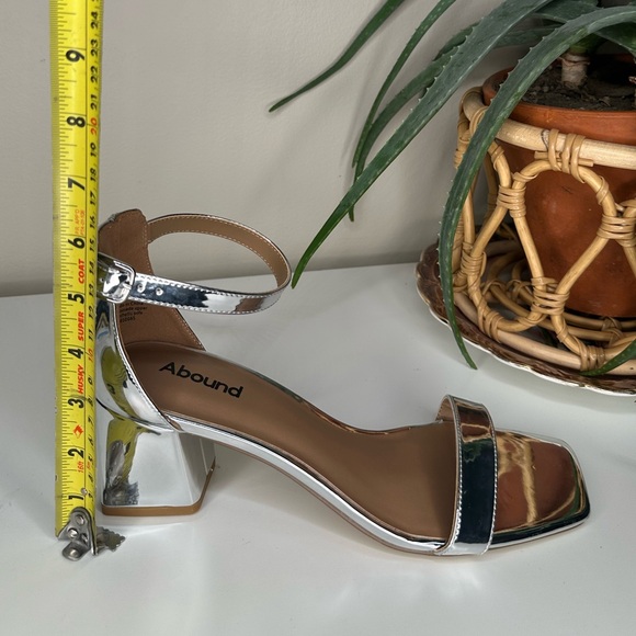Abound Silver Metallic Block Heel Sandals, Square Toe Ankle Strap 9M - Picture 11 of 15
